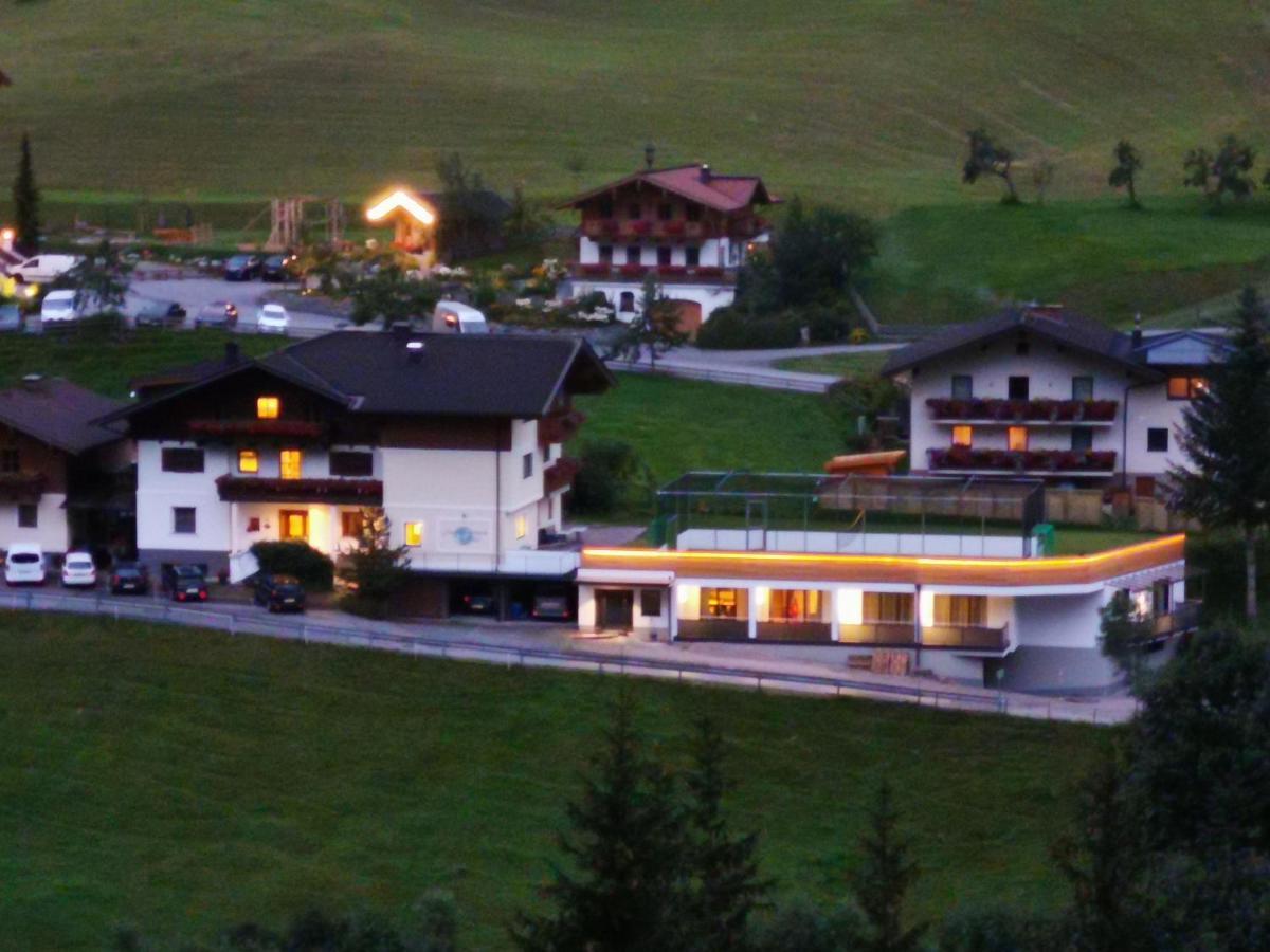 Alpen-Nest Grossarl Apartment Exterior photo